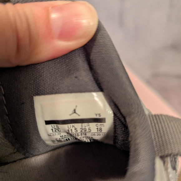 Stylish Gray Kids High-Top Sneakers - Picture 8 of 8